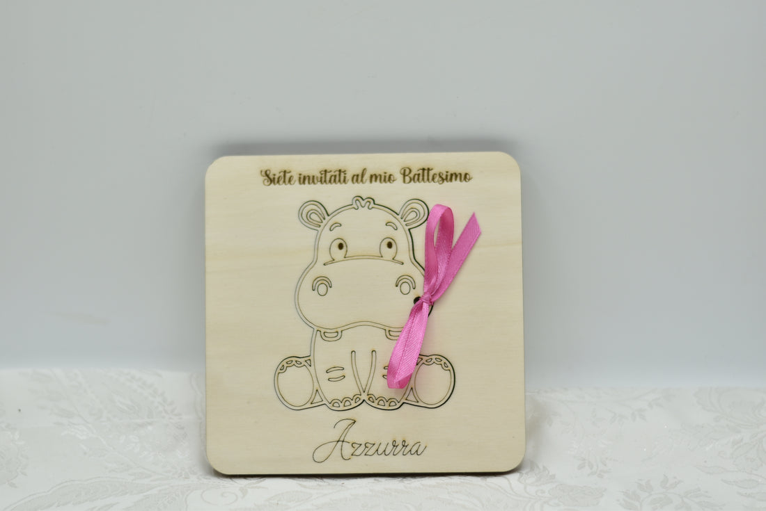 Invito in legno tema Hippo per nascita battesimo compleanno Idea's Cottage