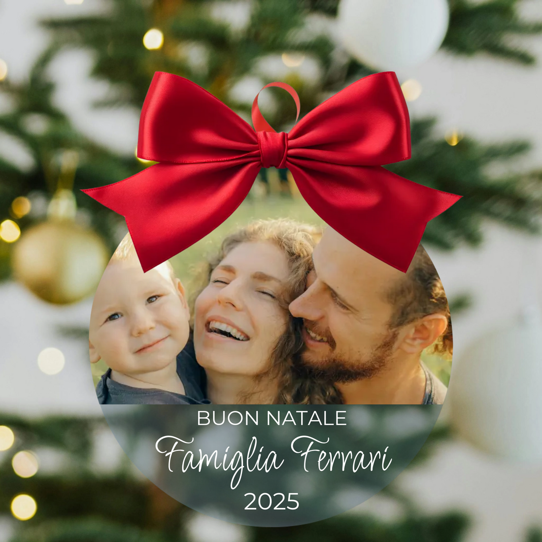 Pallina di Natale in Plexiglass Personalizzata con Foto, e Nome Famiglia – Idea Regalo Natale 