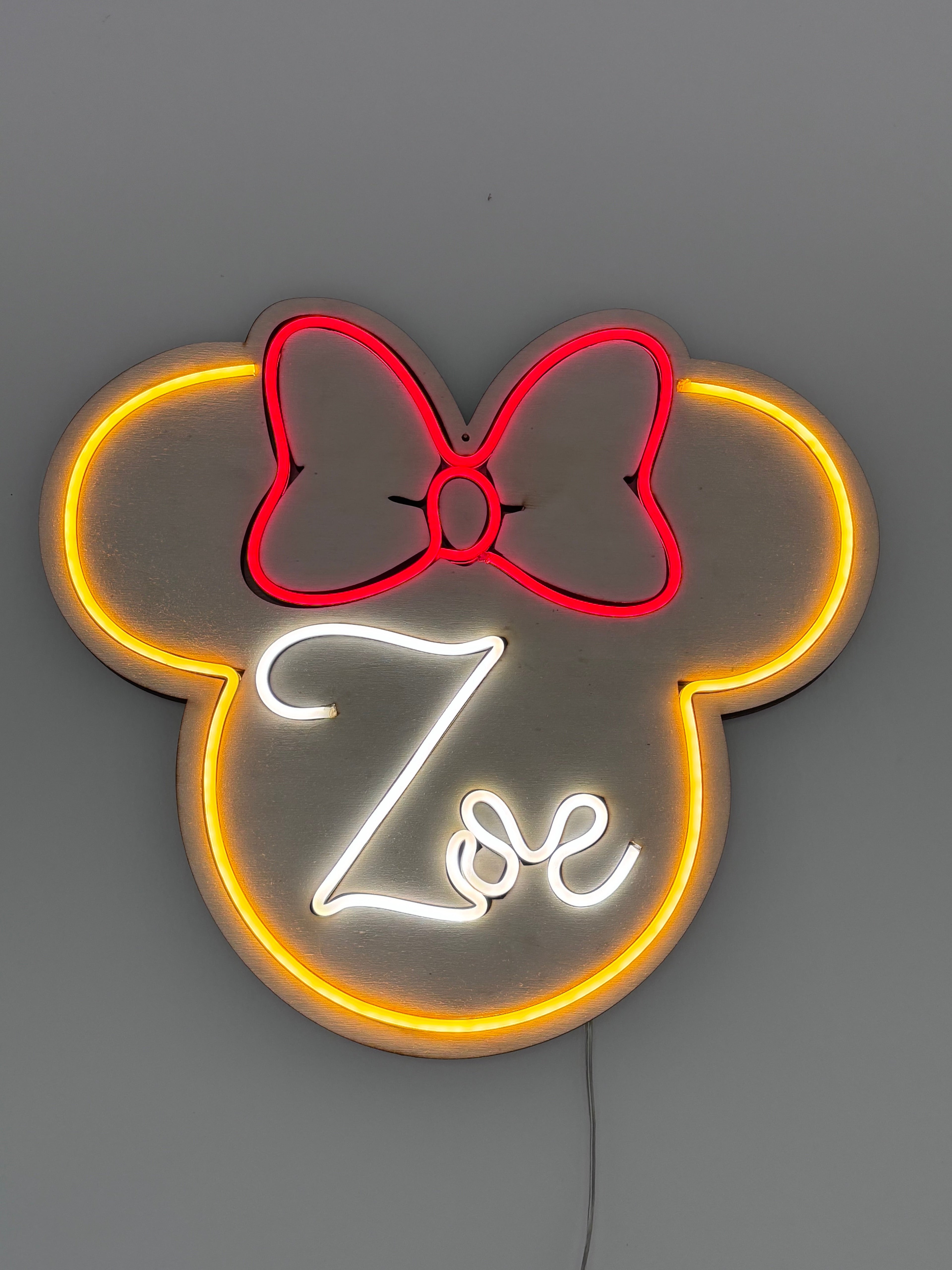 Neon Led Minnie personalizzato con le Iniziali 