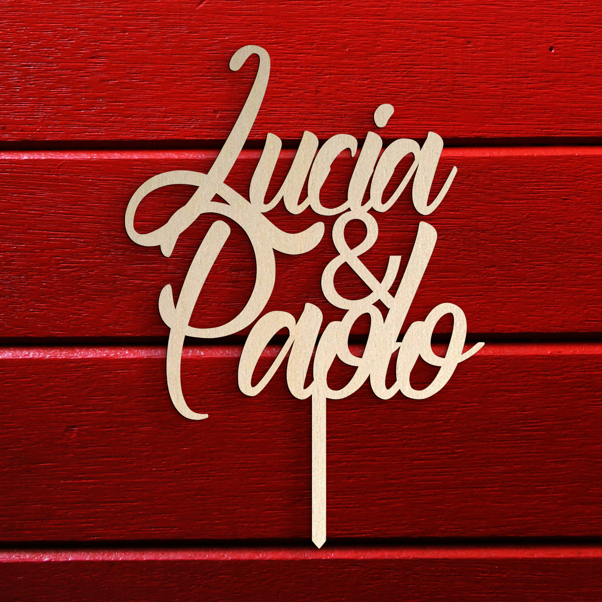 Cake topper in Legno personalizzabile con il nome degli sposi Idea's Cottage