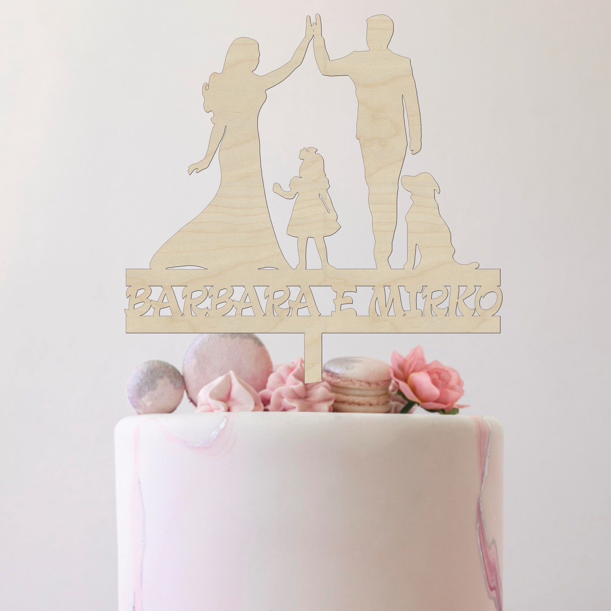 Cake topper in legno con sposi bambina e cagnolino Idea's Cottage