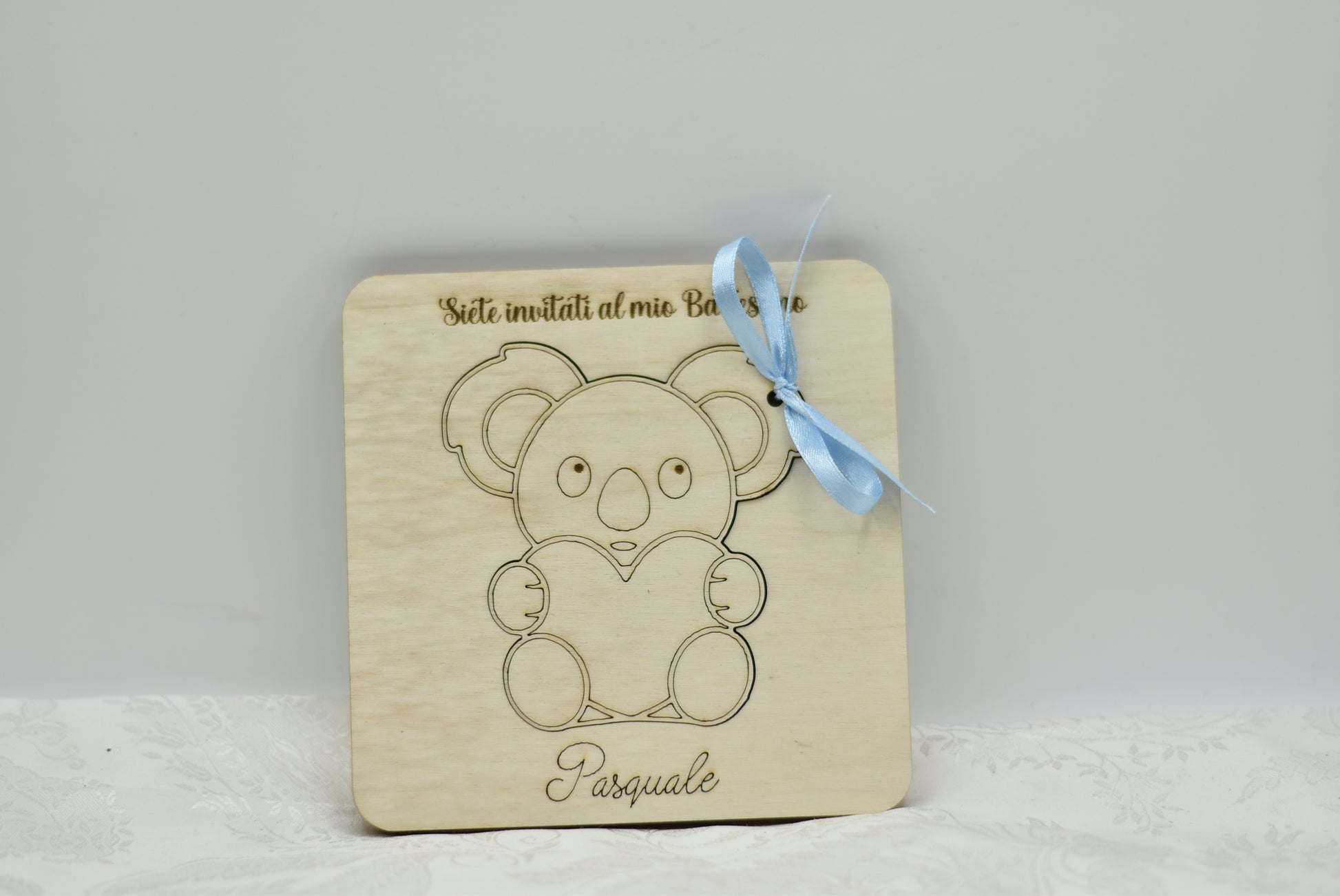 Invito in legno tema Koala per nascita battesimo compleanno Idea's Cottage