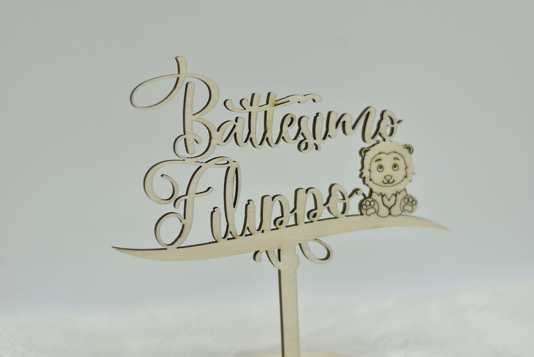 Cake topper in legno tema Leoncino per battesimo Idea's Cottage