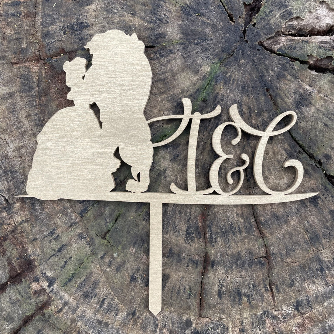 Cake topper in legno Bella e la Bestia personalizzato iniziali sposi Idea's Cottage