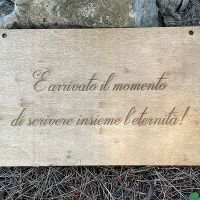 Targa in legno personalizzabile Arriva la Sposa Idea's Cottage