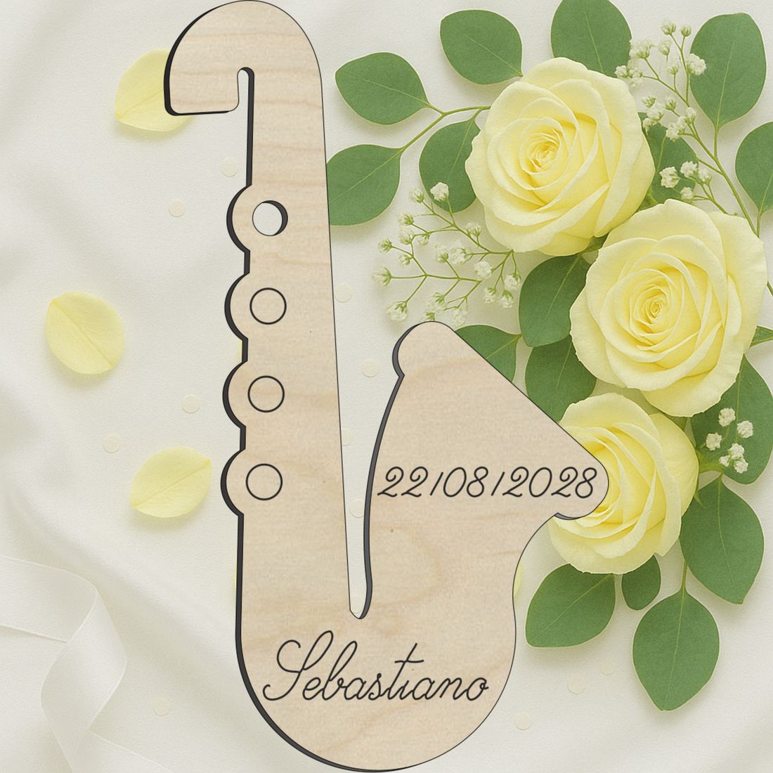 Segnaposto a tema musicale a forma di sassofono 