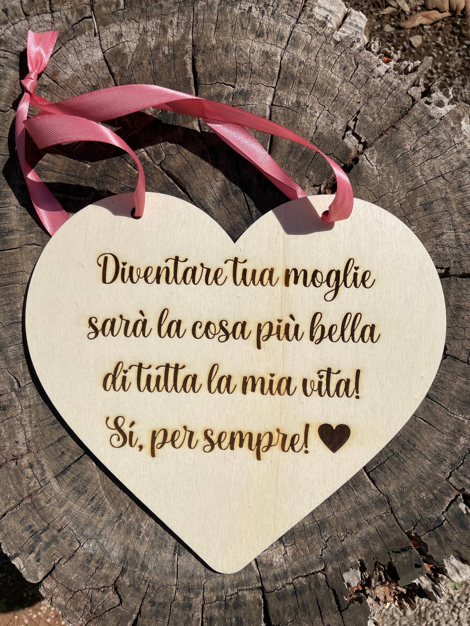 Targa cuore in legno Arriva la Sposa Idea's Cottage