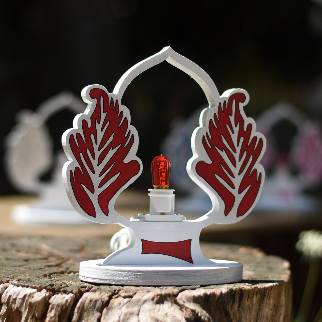 Luminaria Pumo Rosso in Legno Idea's Cottage di Brunetti Marco