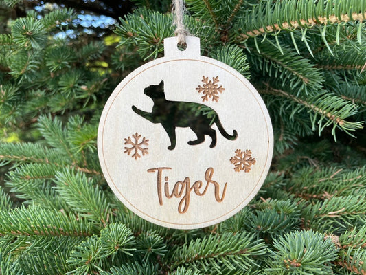 Pallina per gli amanti dei gatti decorazione di Natale in legno personalizzabile con un nome Idea's Cottage
