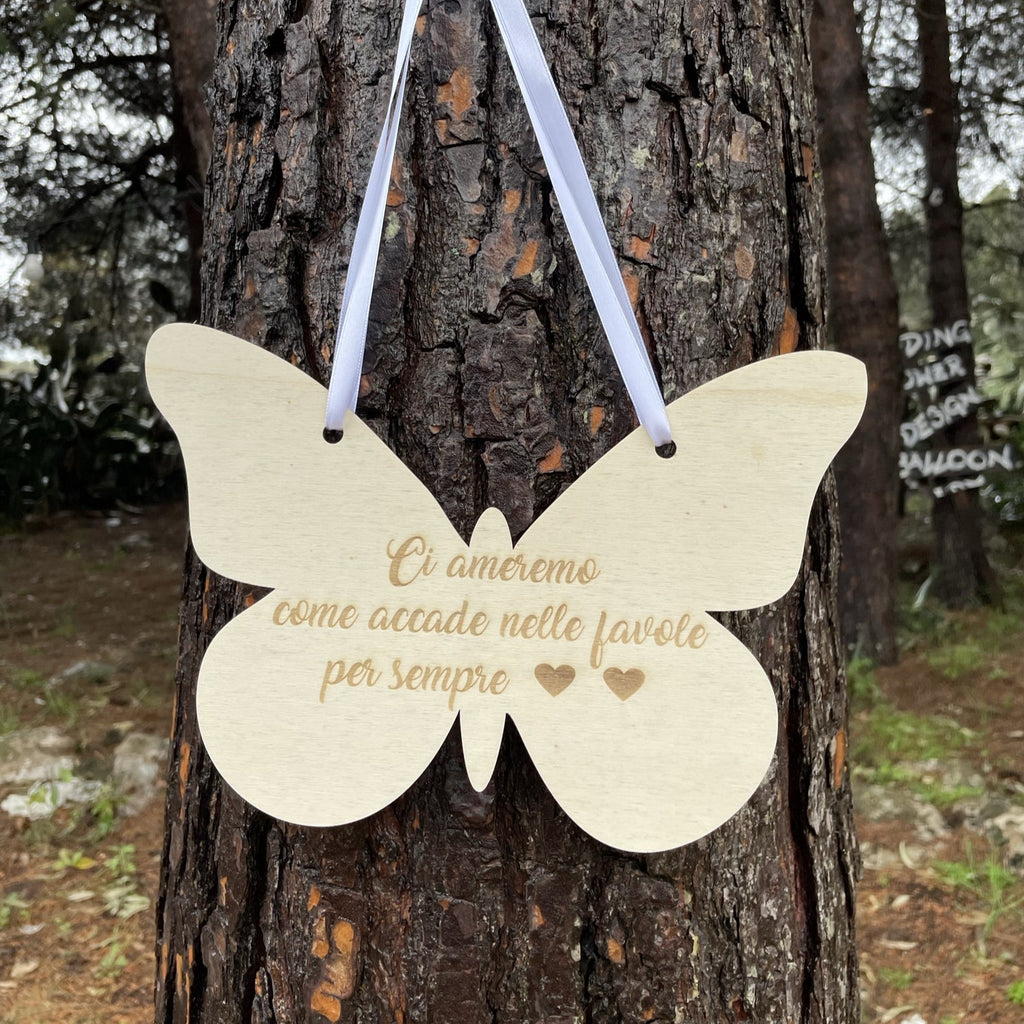 Targa in legno con messaggio speciale a forma di farfalla Idea's Cottage
