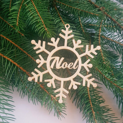 Pallina fiocco di neve per decorazioni natalizie personalizzate Tag regalo di NATALE Idea's Cottage