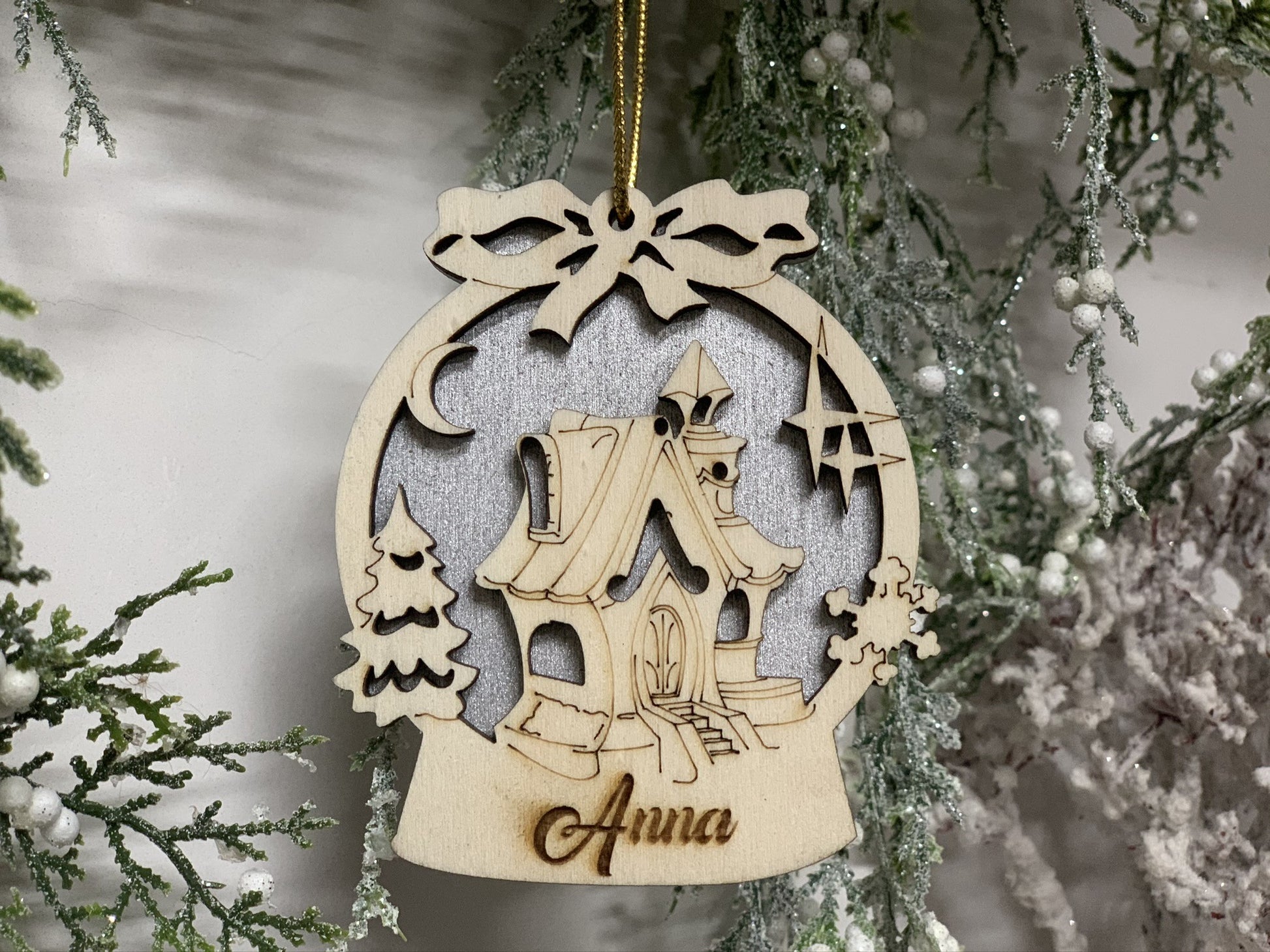 Pallina per decorazioni natalizie personalizzate Casetta con nome Idea's Cottage