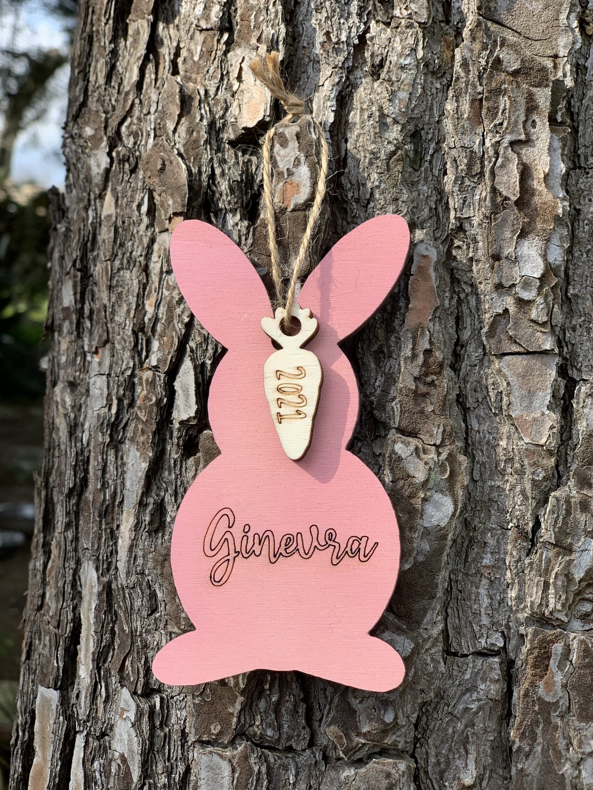 Coniglietto di Pasqua con carotina in legno personalizzato Idea's Cottage