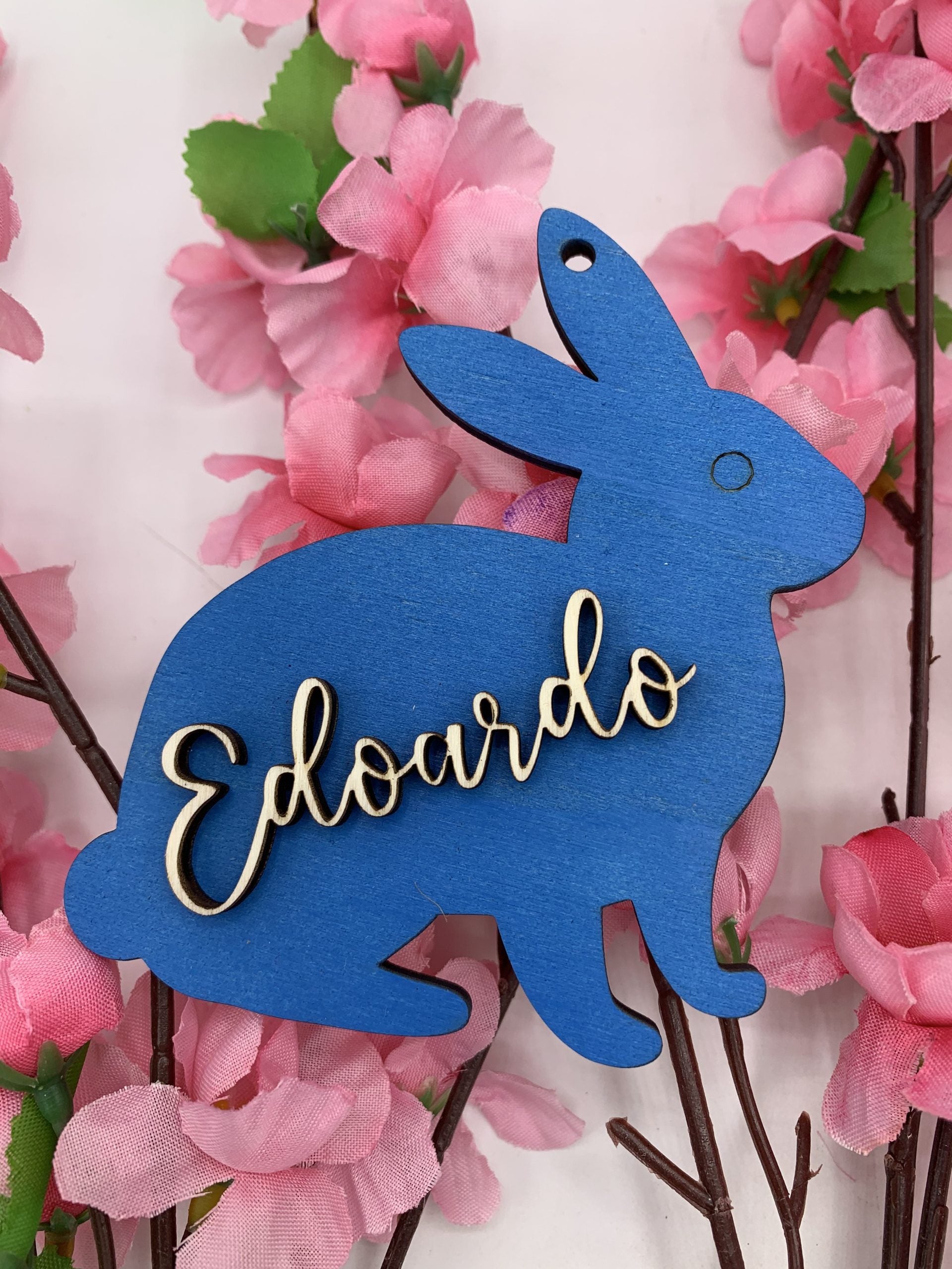 Coniglietto di Pasqua con nome in rilievo in legno personalizzato Idea's Cottage