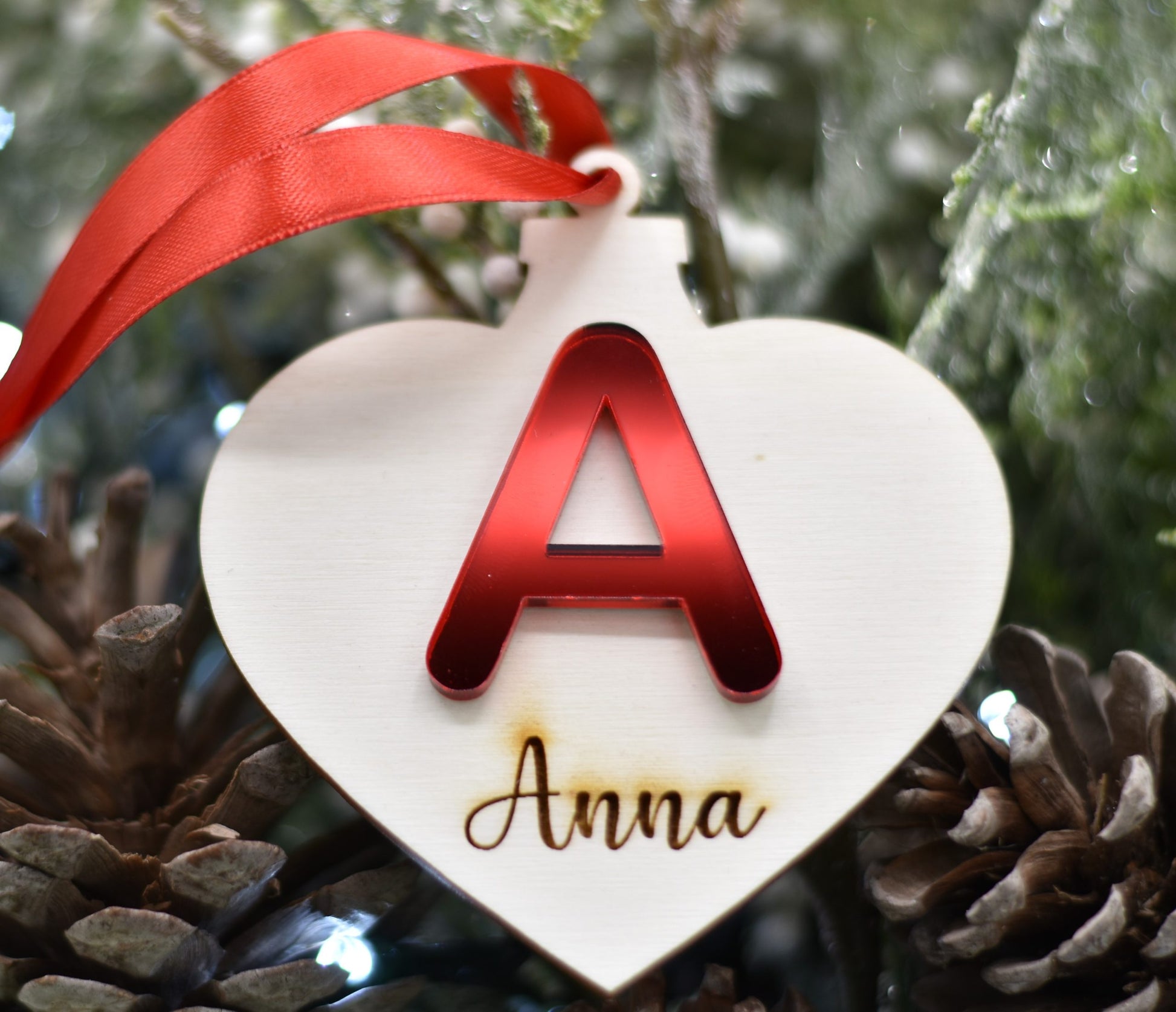 Pallina Cuore con iniziale in plex specchio e nome per addobbi natalizi personalizzati regalo di NATALE Idea's Cottage