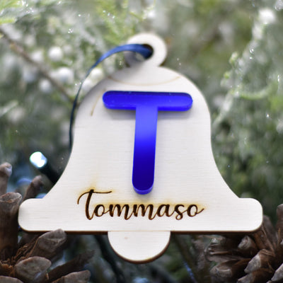 Pallina campanella con iniziale in plex specchio e nome per addobbi natalizi personalizzati regalo di NATALE Idea's Cottage