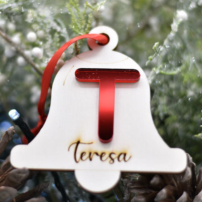 Pallina campanella con iniziale in plex specchio e nome per addobbi natalizi personalizzati regalo di NATALE Idea's Cottage