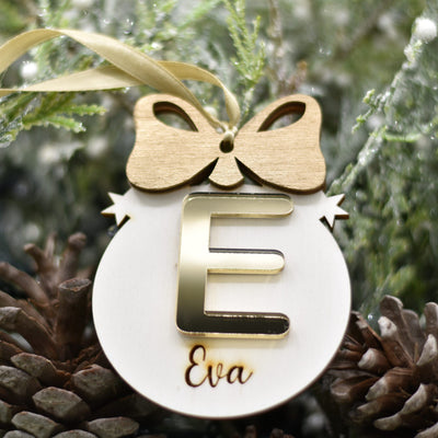 Pallina fiocco con iniziale in plex specchio e nome per addobbi natalizi personalizzati regalo di NATALE Idea's Cottage