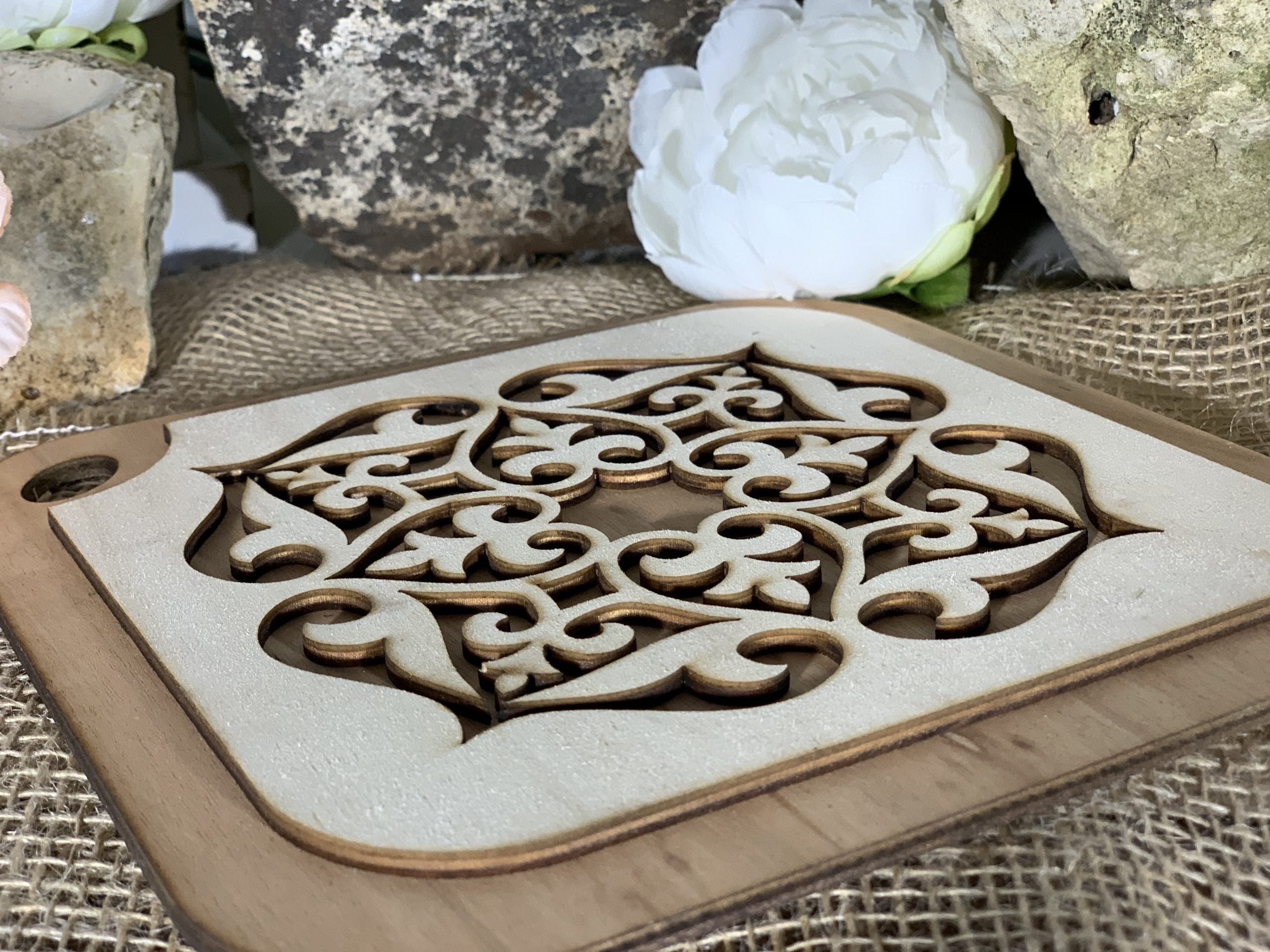 Bomboniera Tagliere geometrie laser cut 2