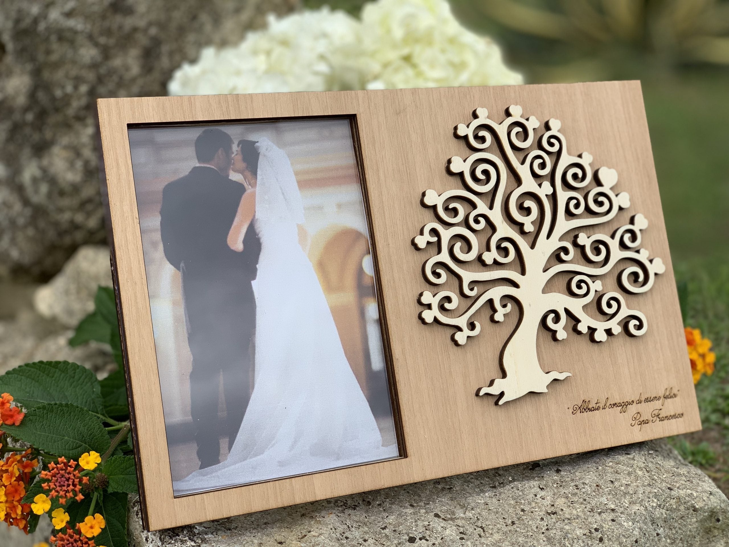 Bomboniera portafoto albero della vita cuori 3