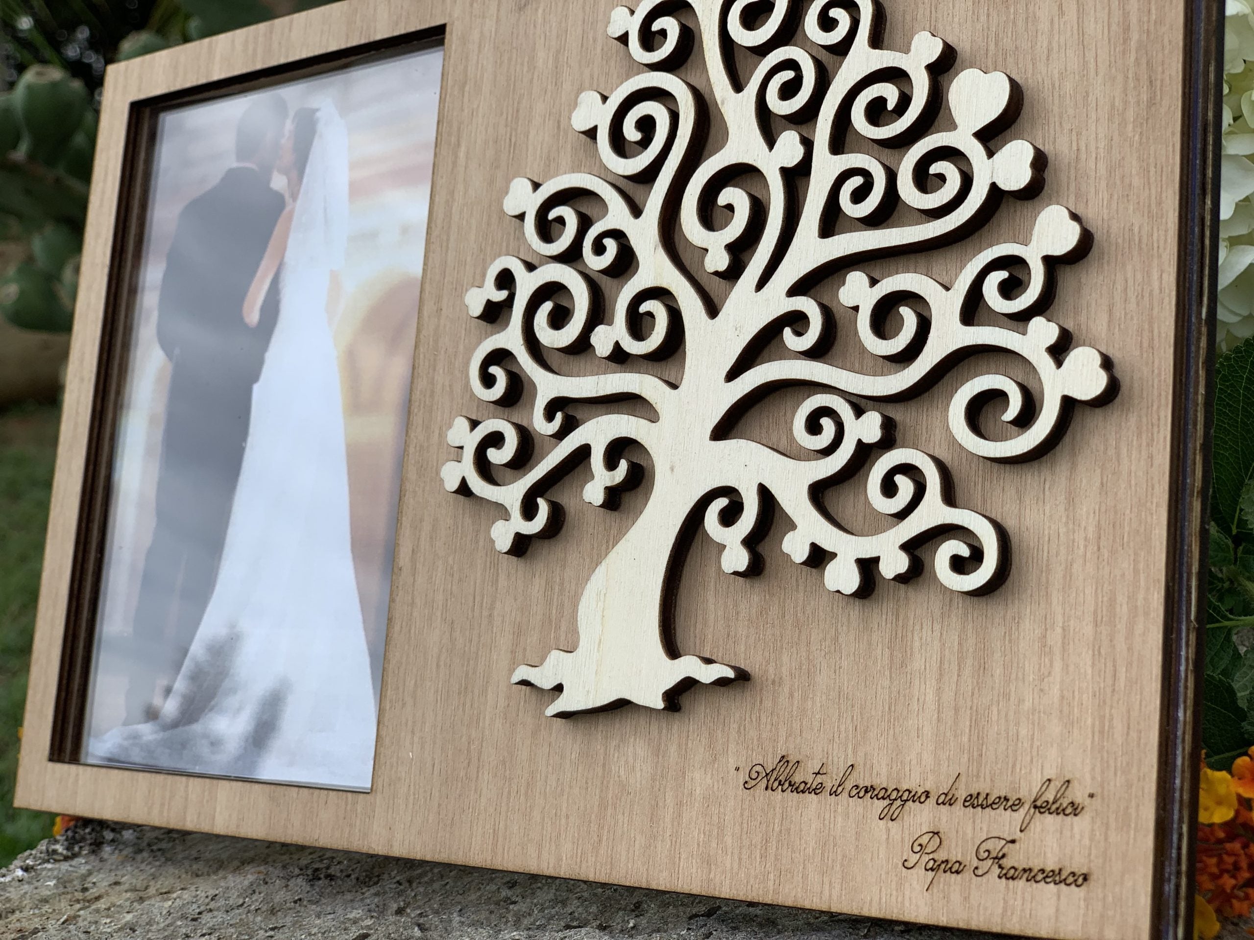 Bomboniera portafoto albero della vita cuori 4