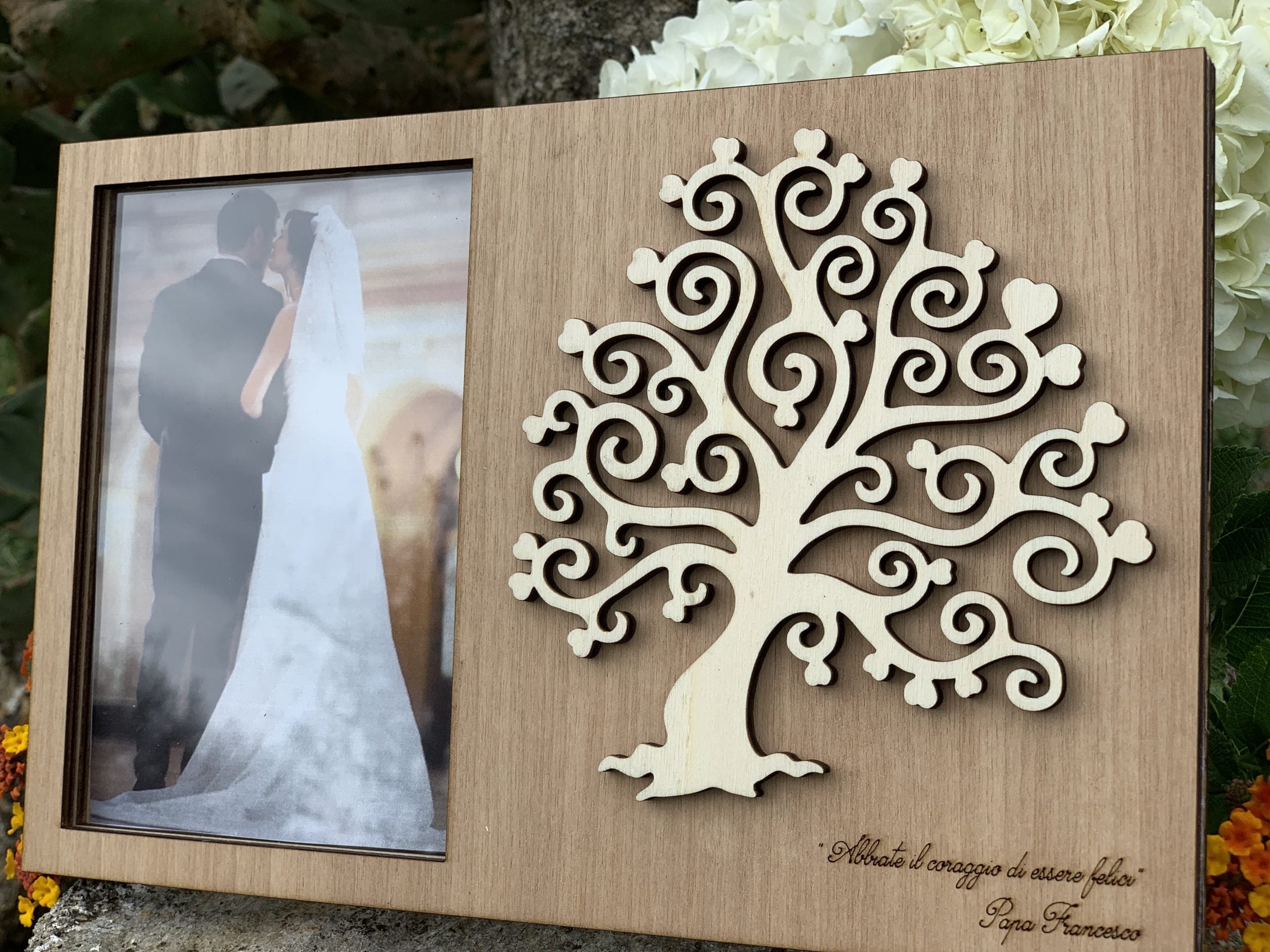 Bomboniera portafoto albero della vita cuori 5