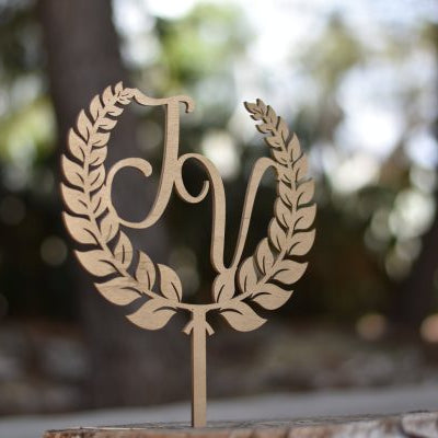 Cake Topper cerchio alloro personalizzabile in legno Idea's Cottage