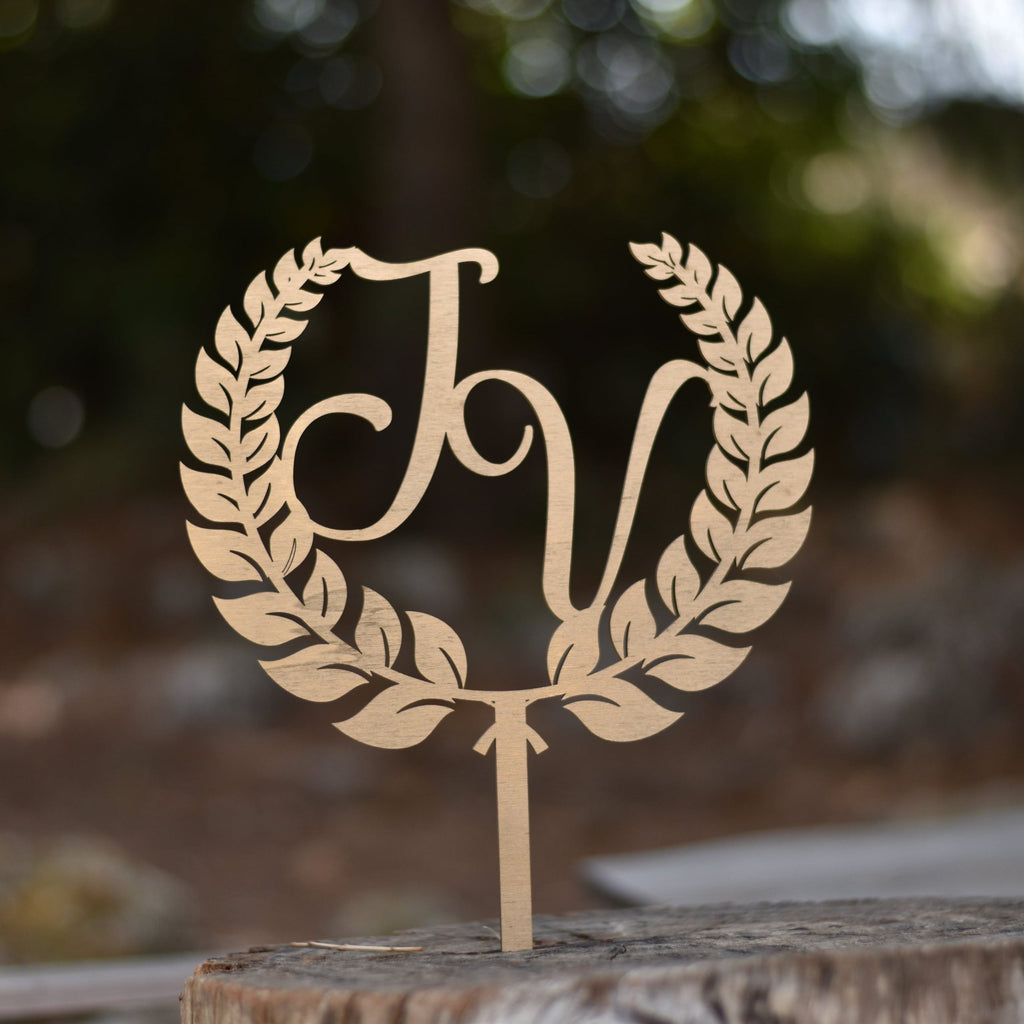Cake Topper cerchio alloro personalizzabile in legno Idea's Cottage