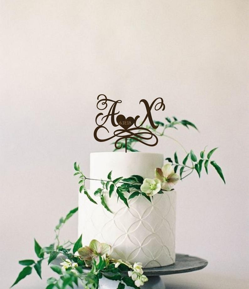 Cake Topper con iniziali e data in legno