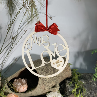 Cerchio love in legno con iniziali e data2