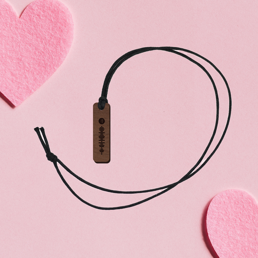 Collana con codice spotify personalizzata in legno scuro Idea's Cottage