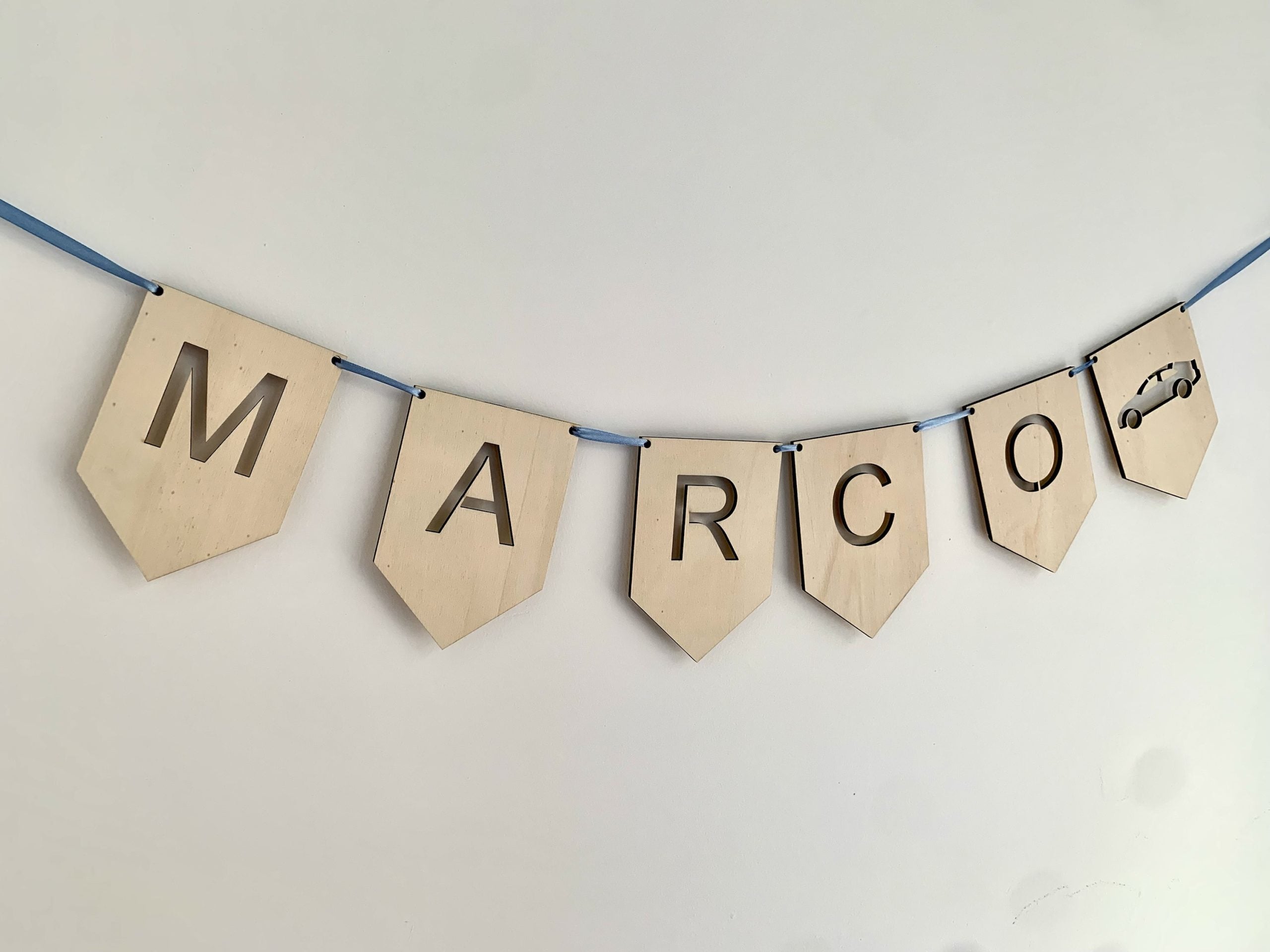 Ghirlanda con nome personalizzabile Idea's Cottage