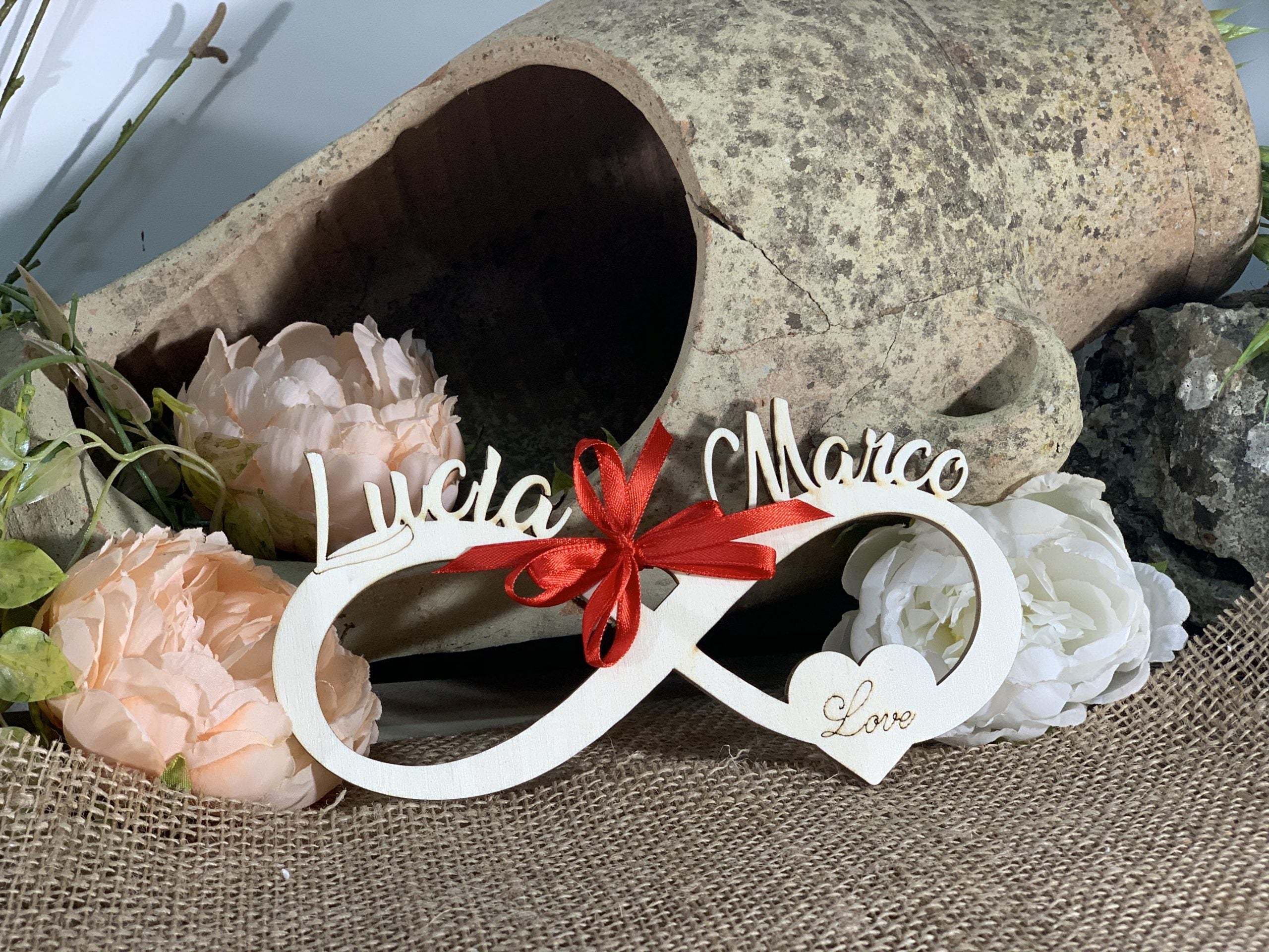 Infinito love in legno con nomi