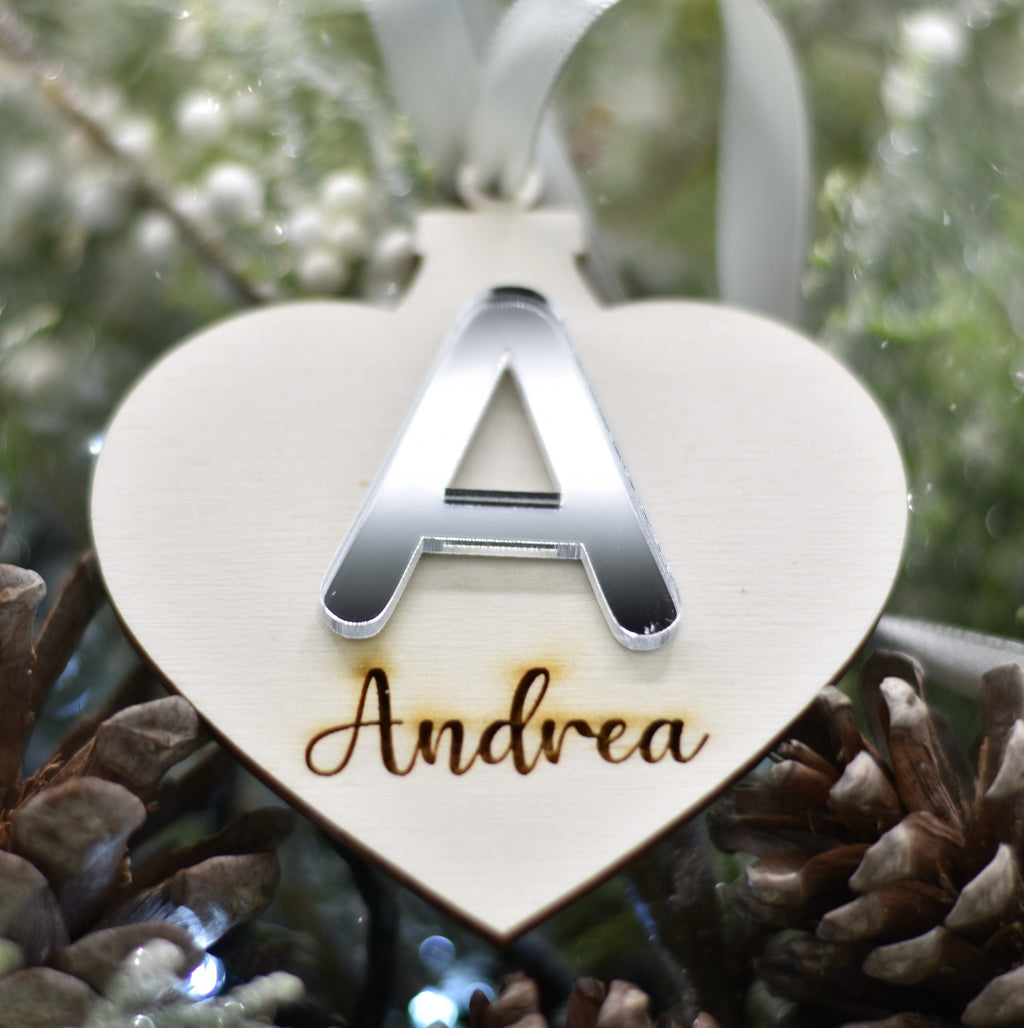 Pallina Cuore con iniziale in plex specchio e nome per addobbi natalizi personalizzati regalo di NATALE Idea's Cottage
