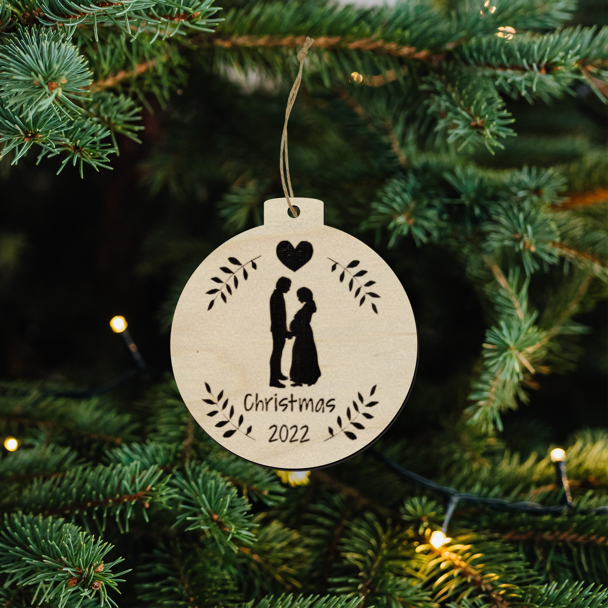 Pallina di Natale in Legno personalizzata "aspettando te" per coppie in dolce attesa Idea's Cottage