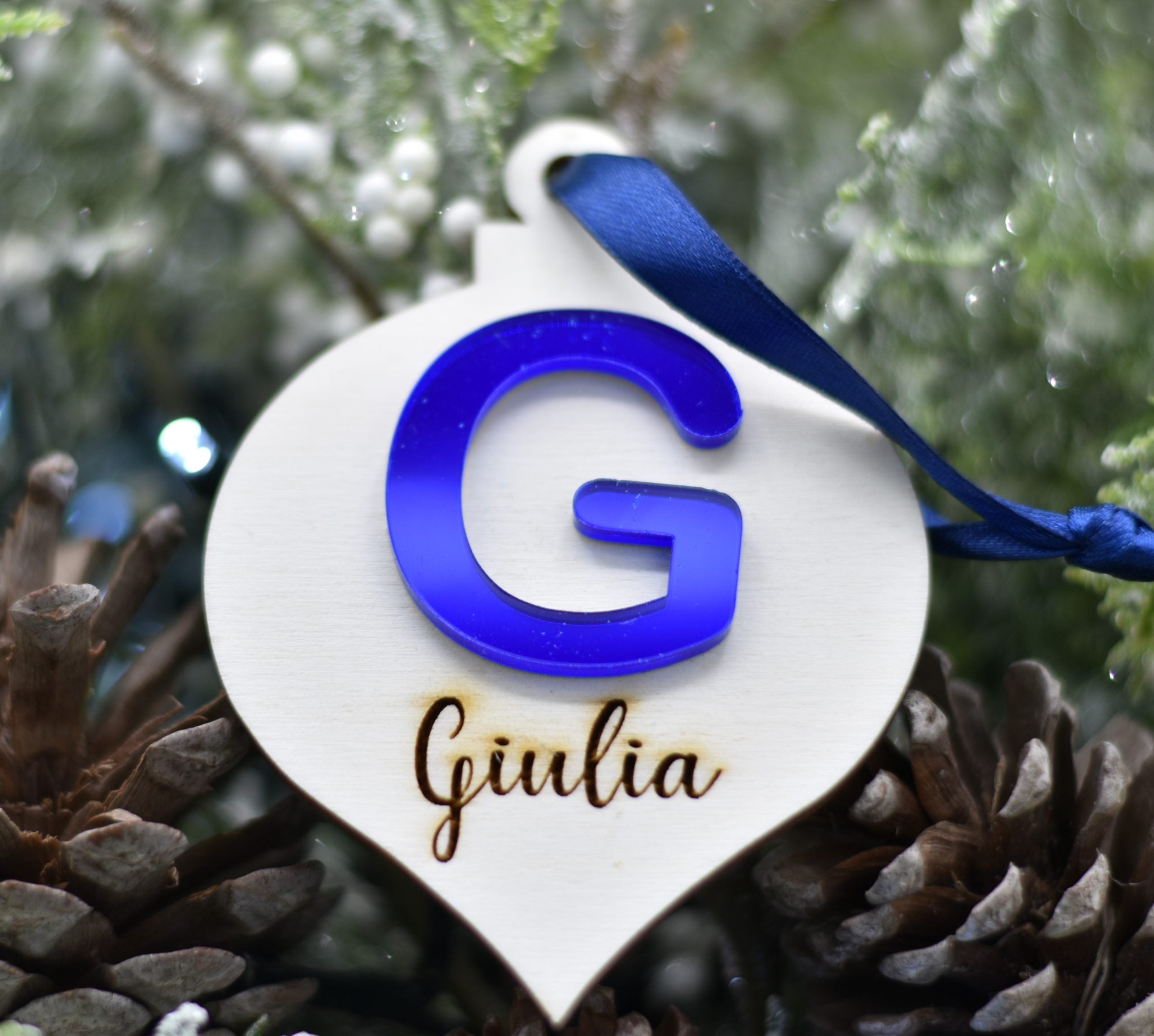 Pallina goccia con iniziale in plex specchio e nome per addobbi natalizi personalizzati regalo di NATALE Idea's Cottage