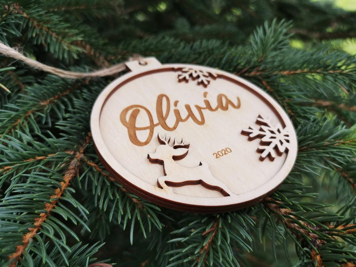 Pallina natalizia con renna per decorazioni personalizzate Tag regalo di NATALE con nome Idea's Cottage