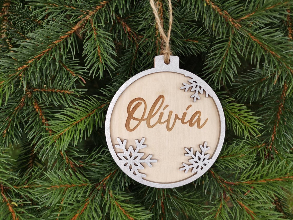 Pallina per decorazioni natalizie personalizzate Tag regalo di NATALE con nome Idea's Cottage