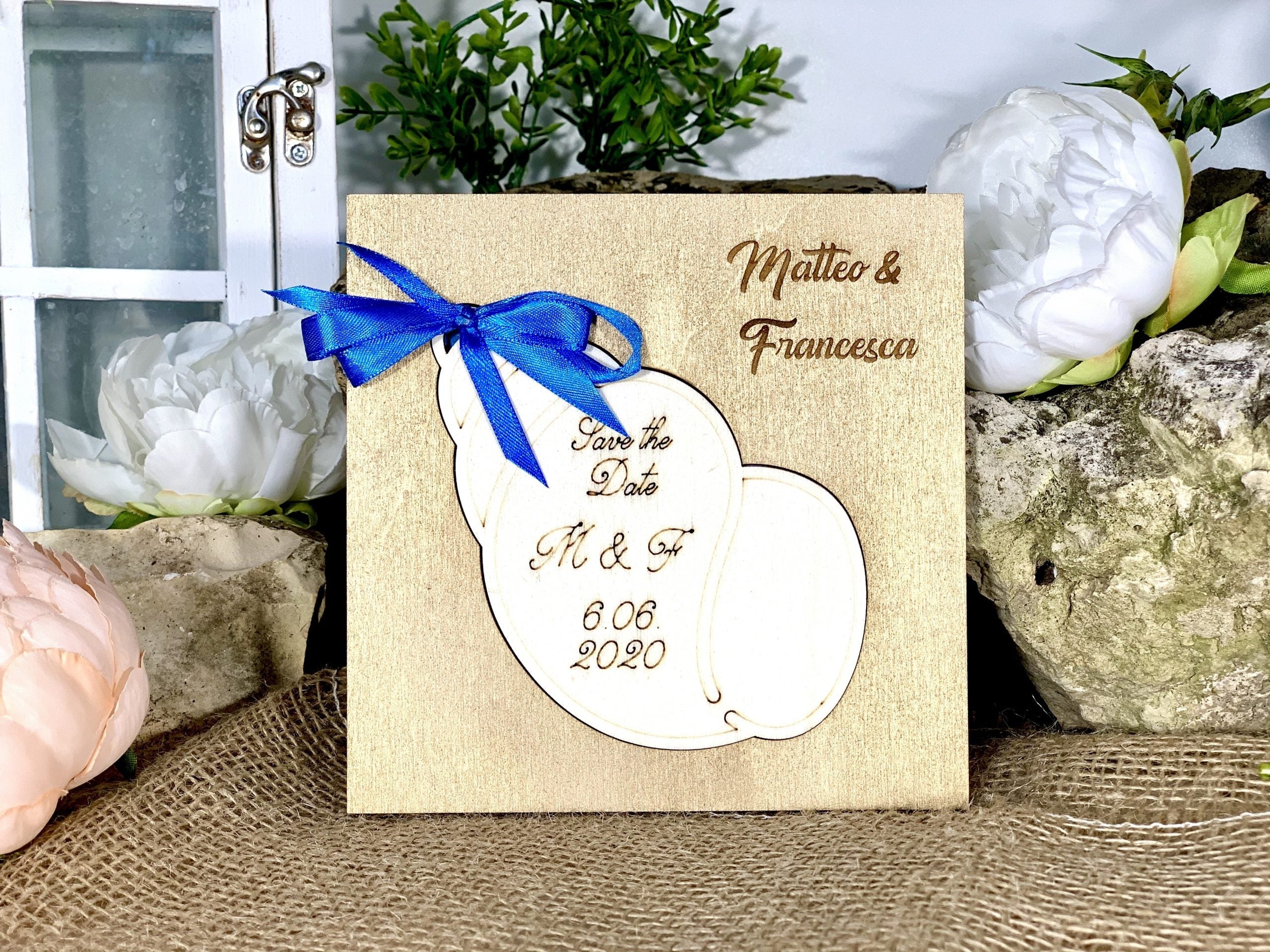 Partecipazione in legno Conchiglia tema mare