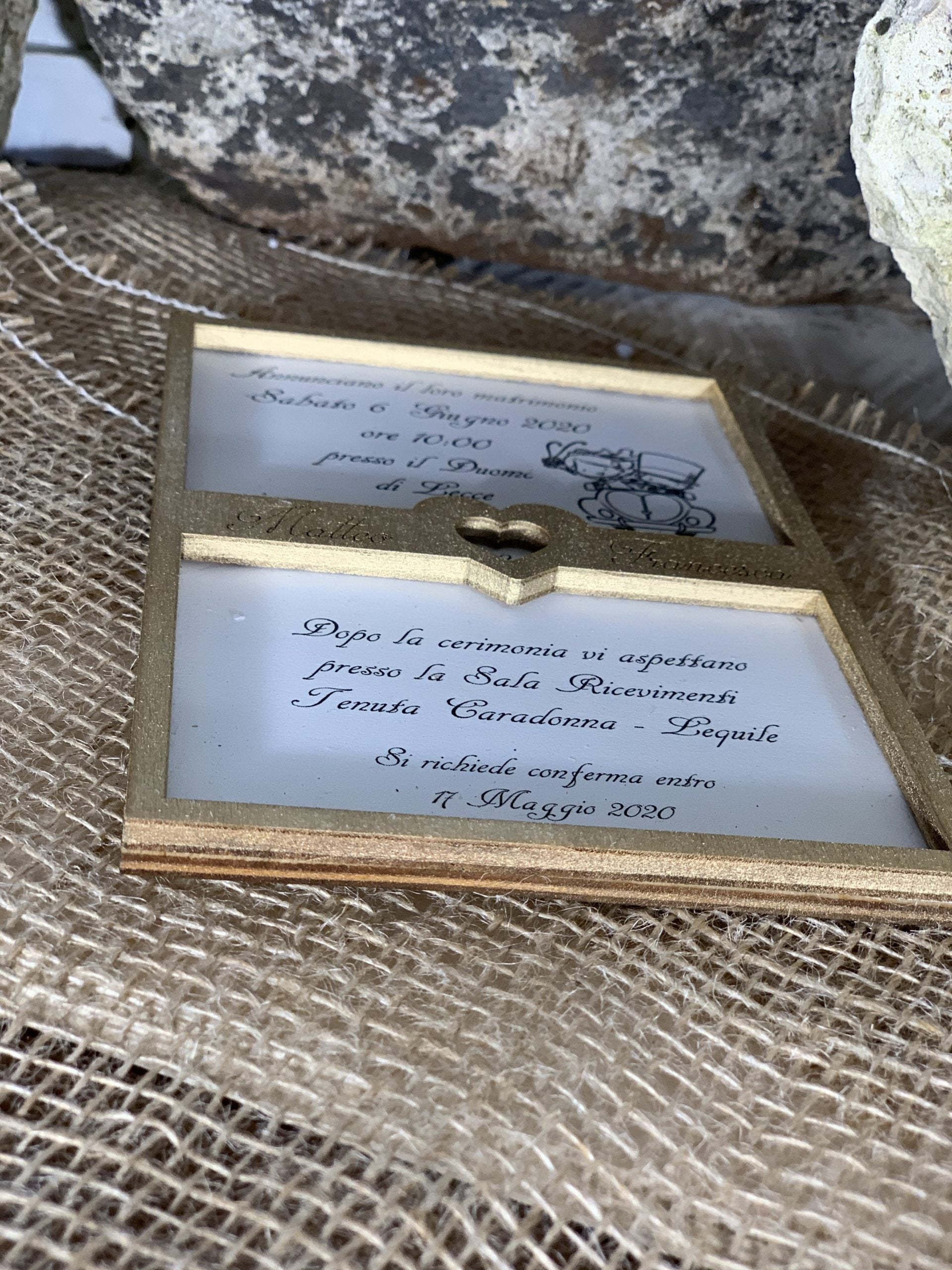 Partecipazione in legno Cornice Cuore 5