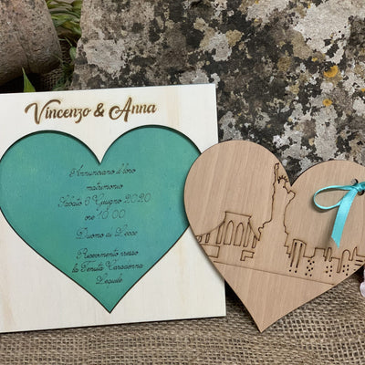 Partecipazione in legno New York tema viaggio