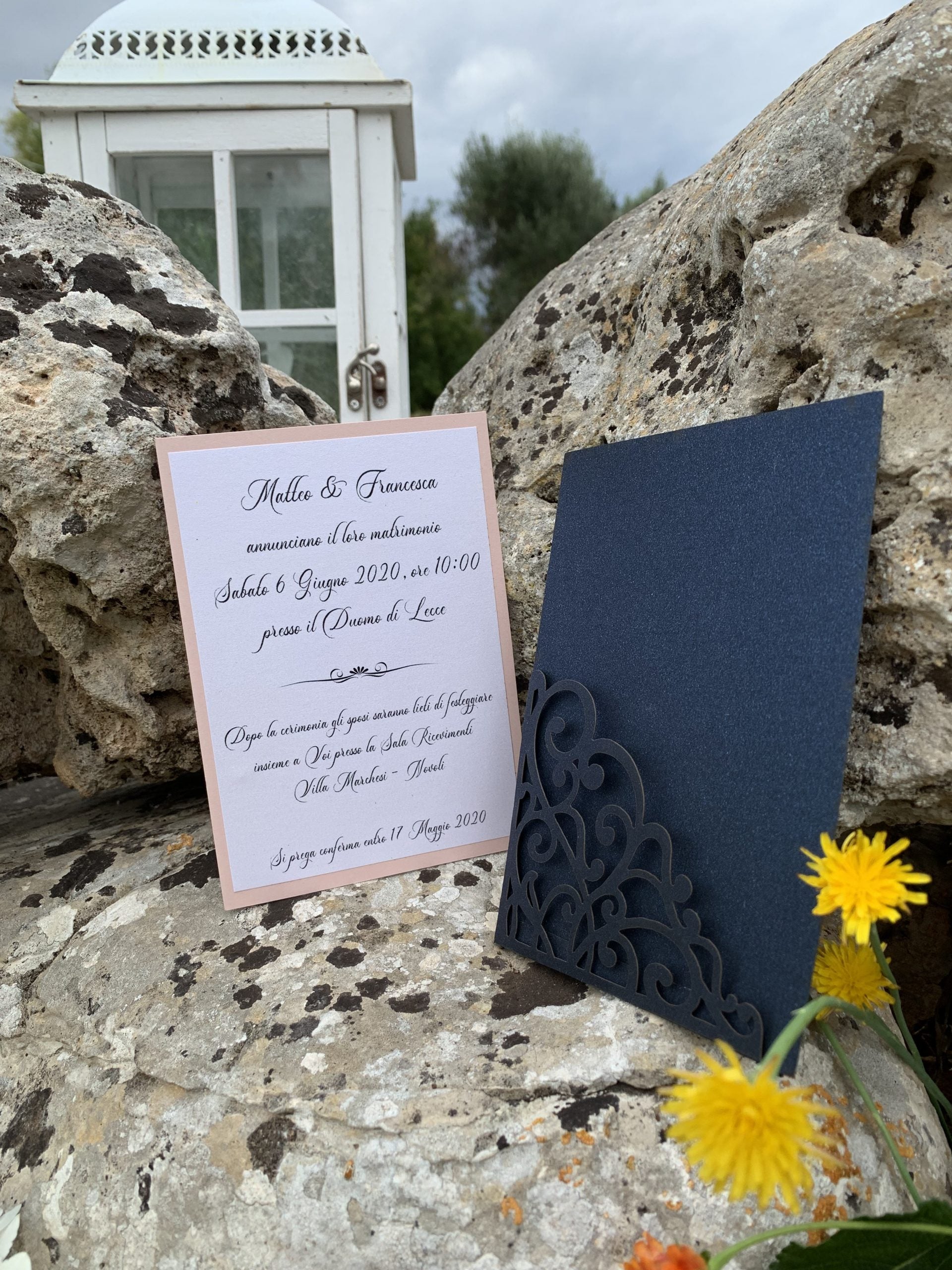 Partecipazione nozze blu laser cut 2