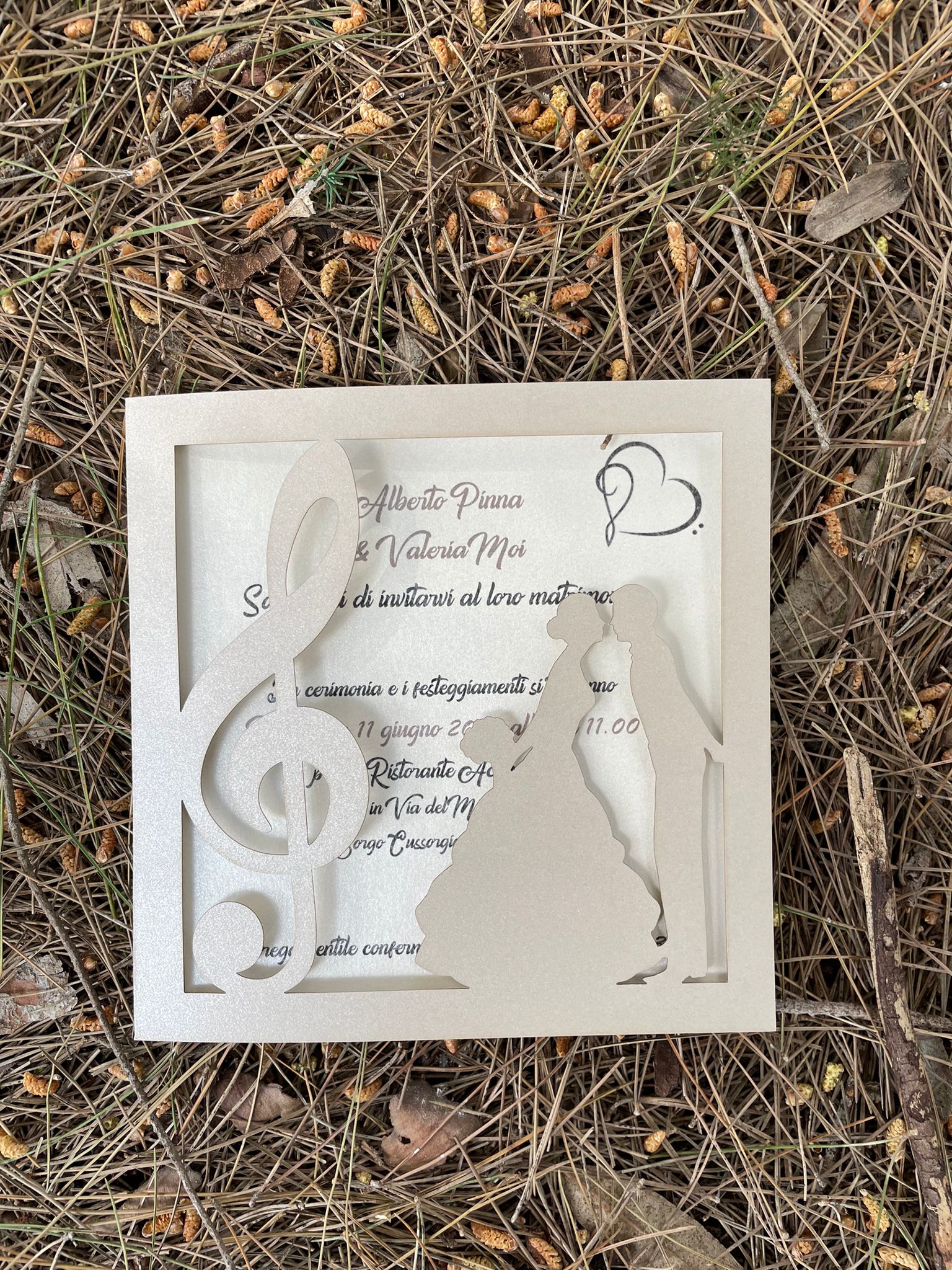 Partecipazione nozze tema musica laser cut Idea's Cottage