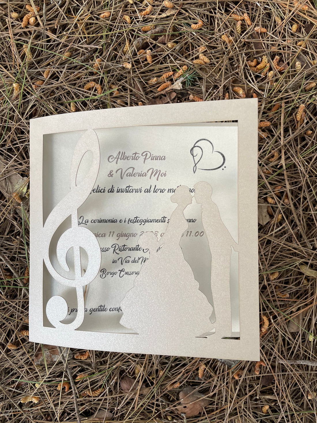 Partecipazione nozze tema musica laser cut Idea's Cottage