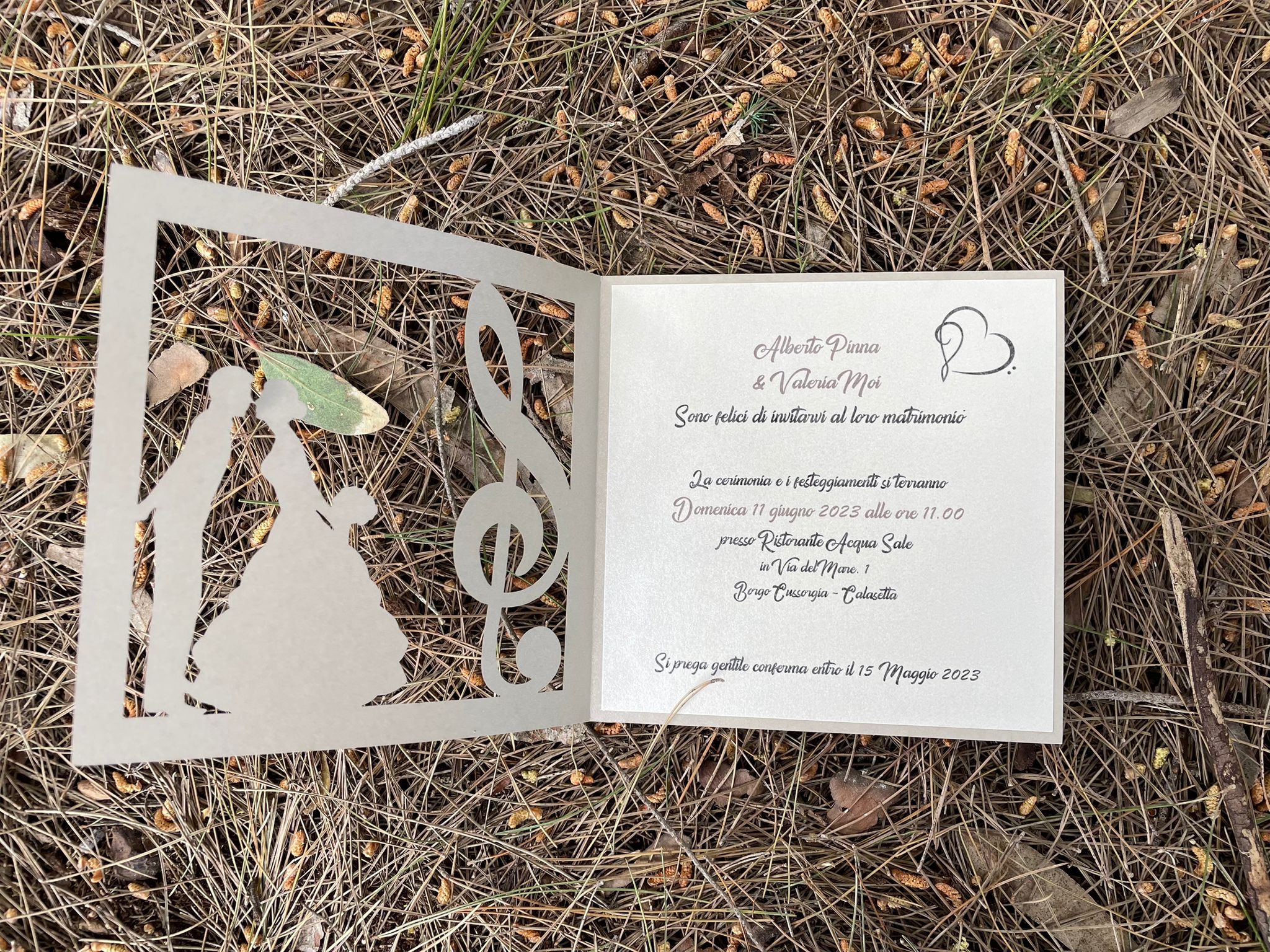 Partecipazione nozze tema musica laser cut Idea's Cottage