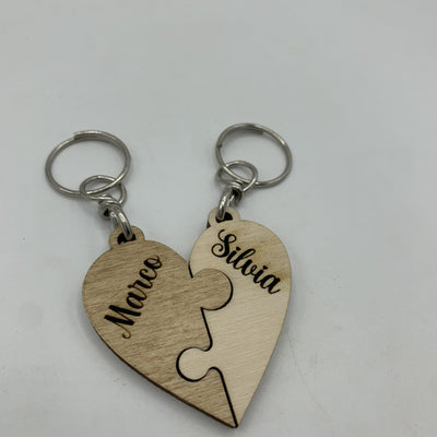Portachiavi cuore puzzle personalizzato in legno Idea's Cottage