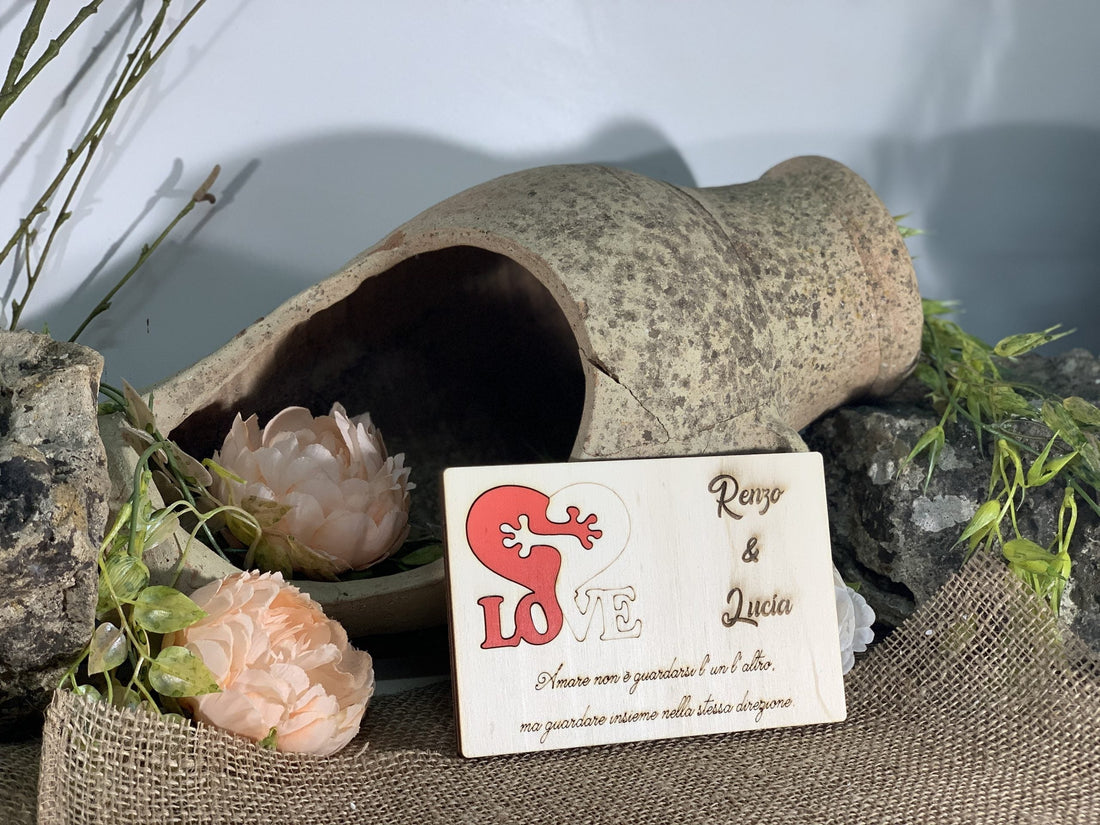 Quadretto love in legno con nomi e frase