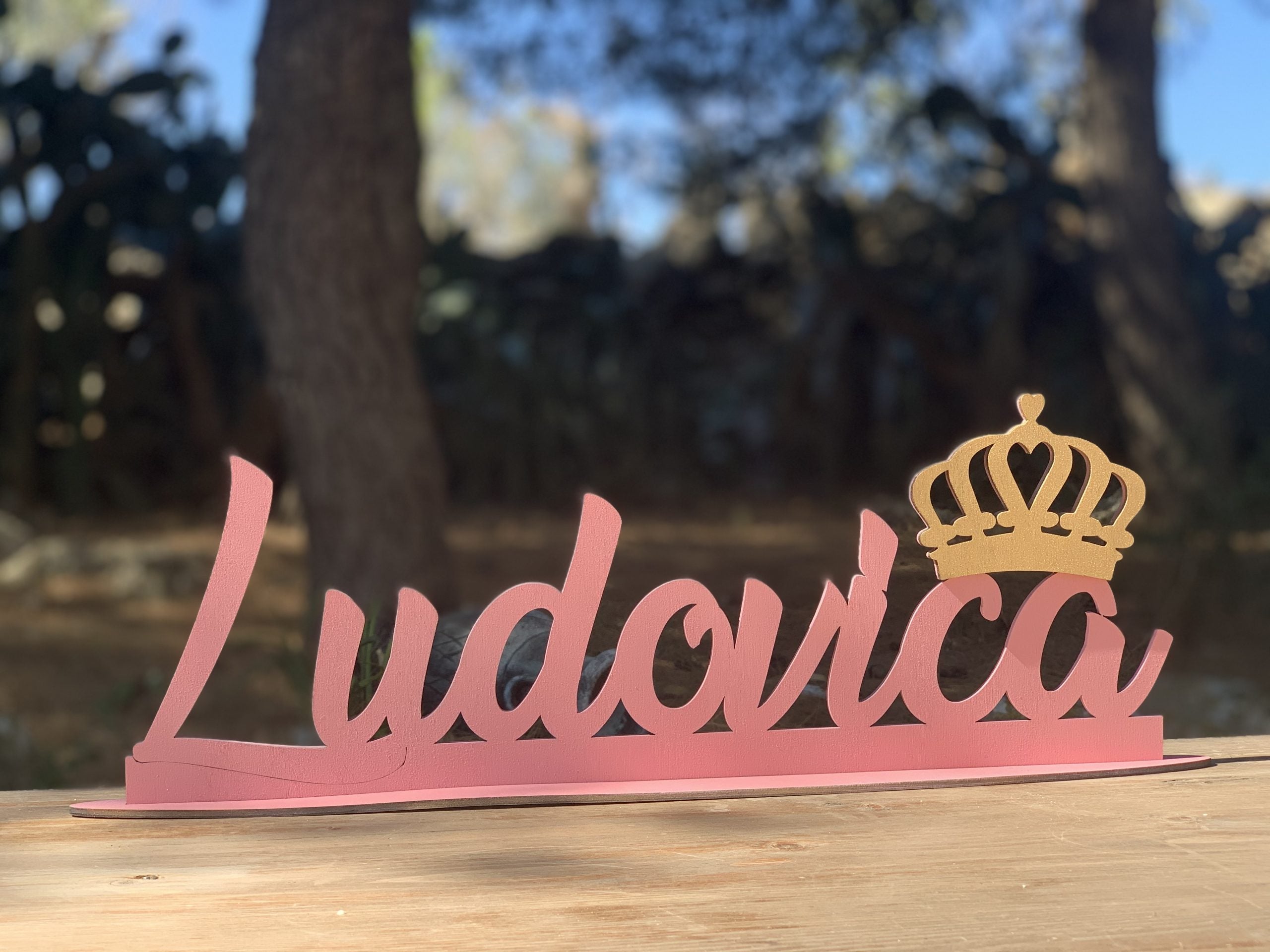 Scritta in legno con base con Corona Idea's Cottage