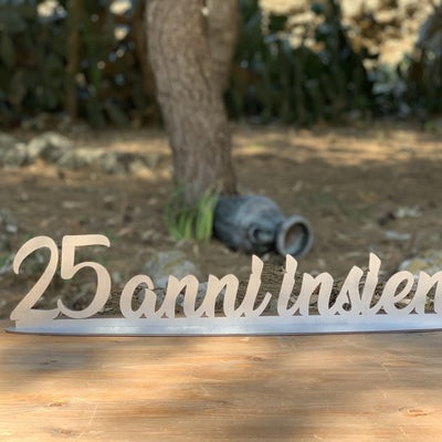 Scritta in legno con base per Anniversario Idea's Cottage