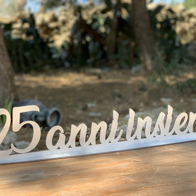Scritta in legno con base per Anniversario Idea's Cottage
